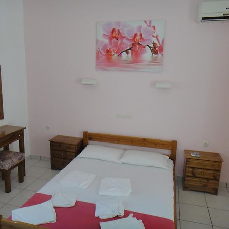Bungalows Camping Kouyoni Геракини Екстериор снимка